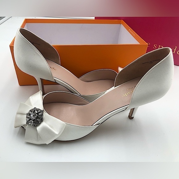 kate spade Shoes - KATE SPADE NIB Ivory Satin heels 💞